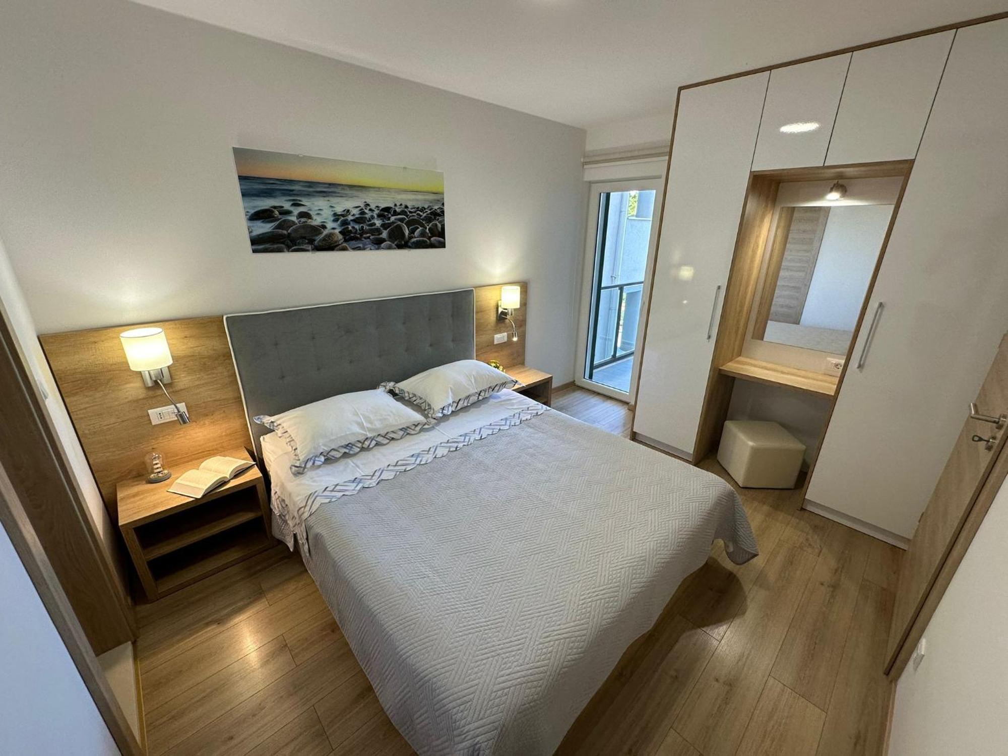 Apartment Ante Brela Esterno foto