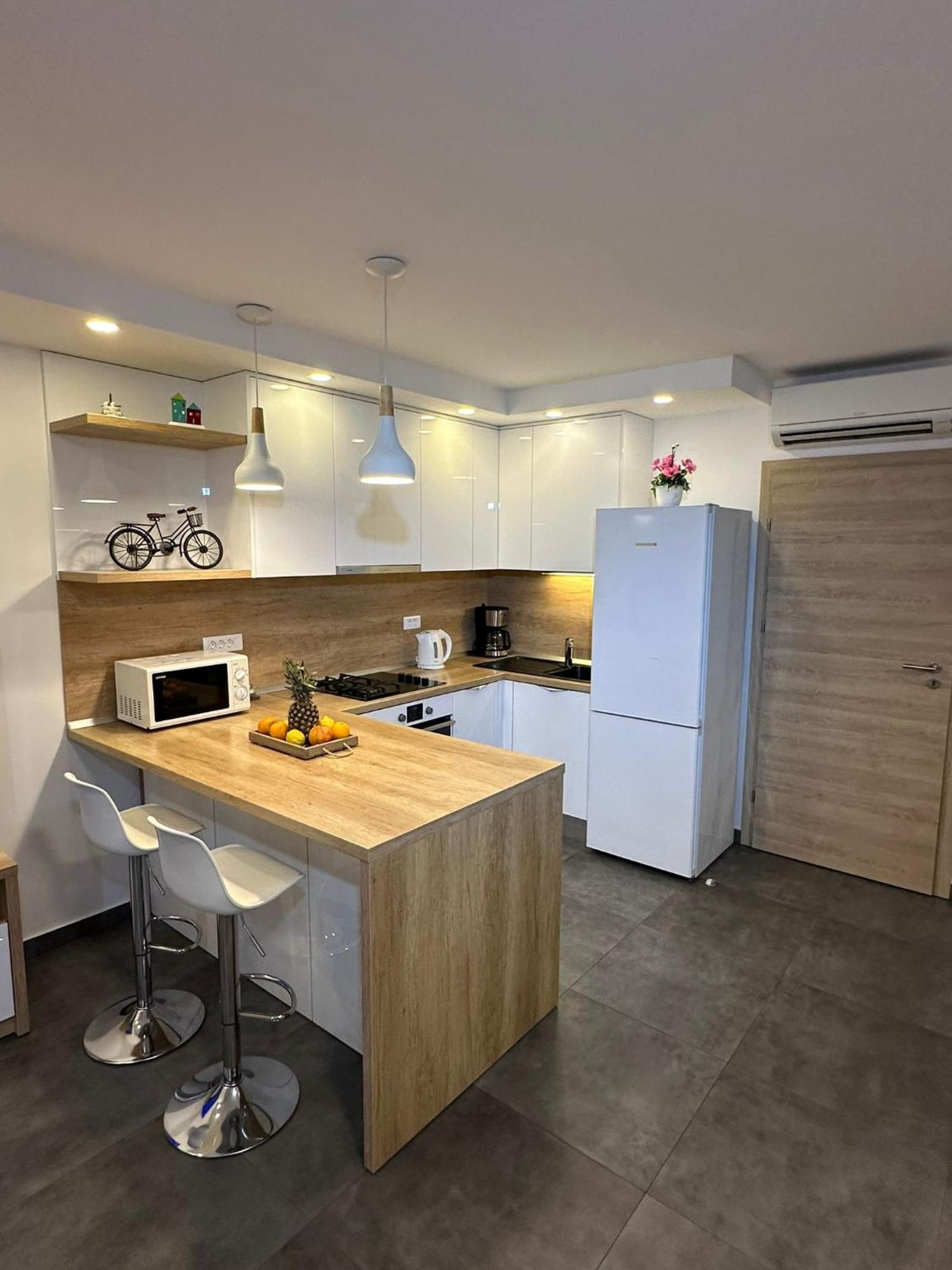 Apartment Ante Brela Esterno foto