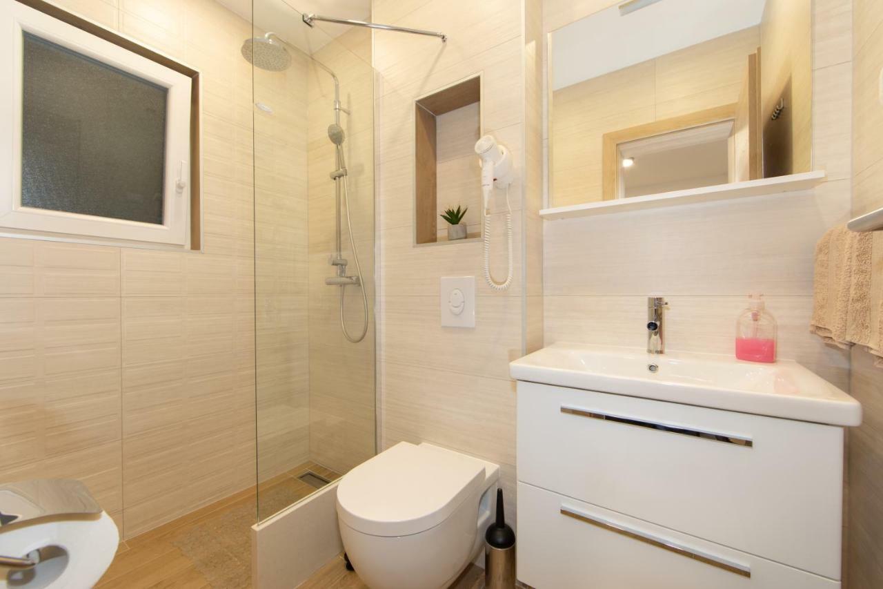 Apartment Ante Brela Esterno foto